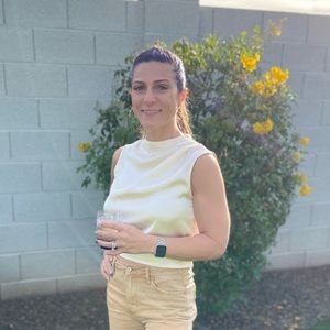 Meet your Posher, Alexis